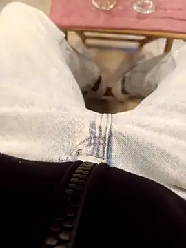 Snapshot of gabar8 chatting on April 5, 2026, 5:43 pm gabar8 online show from April 5, 2026, 5:43 pm