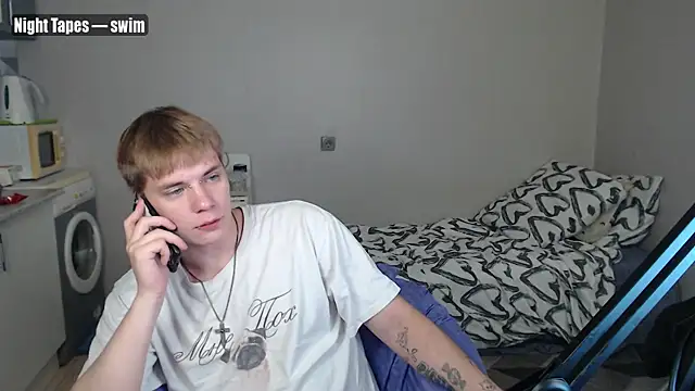 Snapshot of yourlildemon chatting on July 1, 2026, 7:57 pm yourlildemon online show from July 1, 2026, 7:57 pm