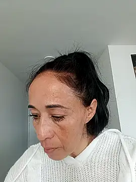 Coeur de luxure online show from September 10, 2025, 3:34 pm