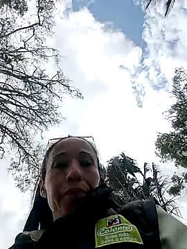 Coeur de luxure online show from September 13, 2025, 5:35 pm