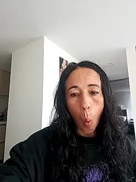 Coeur de luxure online show from October 5, 2025, 2:37 pm