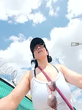 Coeur de luxure online show from February 22, 2026, 3:32 pm