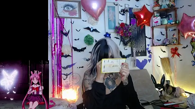 purplekattlyn online show from April 2, 2026, 10:02 am