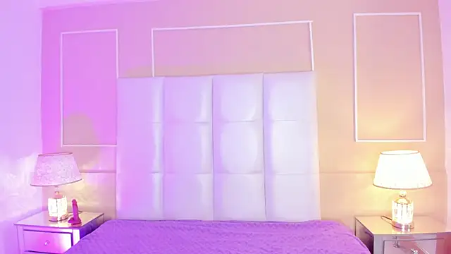 Snapshot of Pariss-Salvatore chatting on March 5, 2025, 10:43 pm Pariss-Salvatore online show from March 5, 2025, 10:43 pm