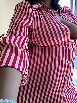 Mrsvictoriaaa online show from November 8, 2025, 7:34 pm