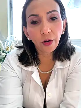 Mrsvictoriaaa online show from November 23, 2025, 6:52 pm