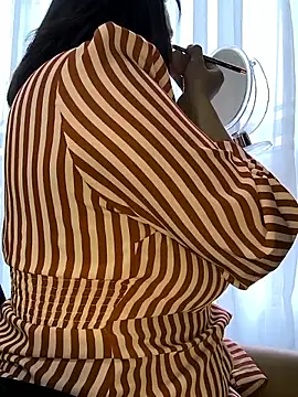 Mrsvictoriaaa online show from March 27, 2026, 7:35 pm