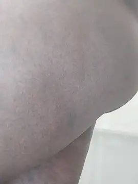 KingSlim56 online show from September 25, 2025, 4:27 am