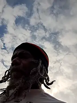 KingSlim56 online show from October 4, 2025, 10:19 pm