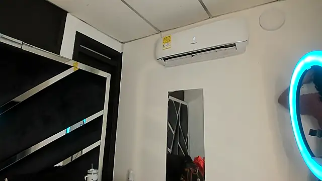 Rubyxht online show from February 5, 2026, 12:43 pm