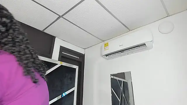 Rubyxht online show from March 4, 2026, 12:44 pm