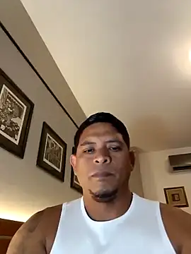 Snapshot of Odin-2121 chatting on February 18, 2025, 2:27 am Odin-2121 online show from February 18, 2025, 2:27 am