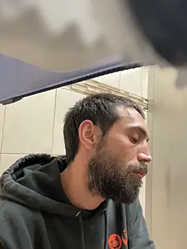 QueenM3 online show from October 10, 2025, 10:31 pm