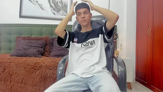 Johann sex online show from January 9, 2026, 5:04 pm