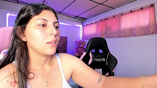 Snapshot of Cristal_Smith20 chatting on June 9, 2026, 2:50 pm Cristal Smith20 online show from June 9, 2026, 2:50 pm