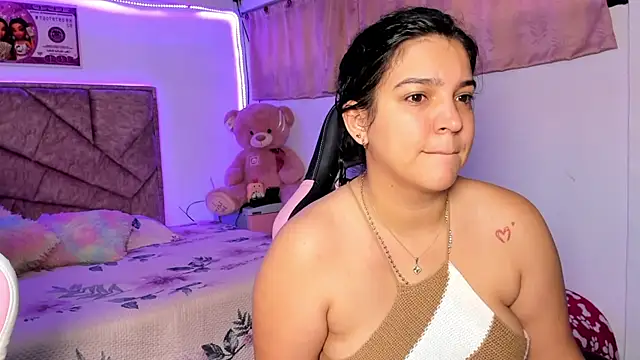 Snapshot of Cristal_Smith20 chatting on July 16, 2026, 12:11 pm Cristal Smith20 online show from July 16, 2026, 12:11 pm