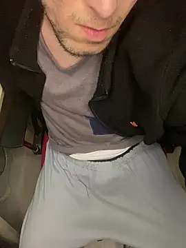 Snapshot of BaltacZ chatting on February 21, 2025, 10:26 pm BaltacZ online show from February 21, 2025, 10:26 pm