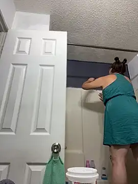 HTXBELLE online show from April 2, 2026, 5:43 pm