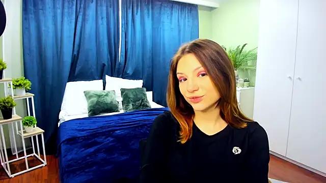 Snapshot of AmandaGracy_1 chatting on March 16, 2025, 12:33 pm AmandaGracy 1 online show from March 16, 2025, 12:33 pm