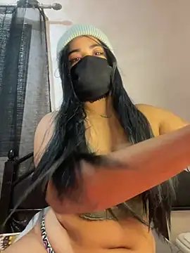 Louli ta online show from February 11, 2026, 9:53 pm