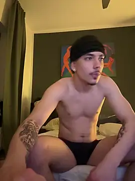 NaomiMulan online show from February 22, 2025, 1:22 am