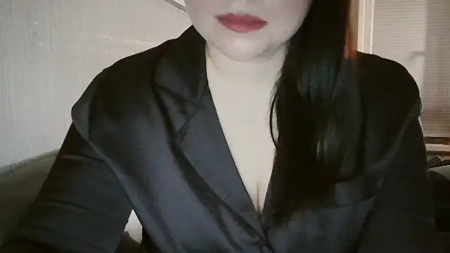 Snapshot of KamillaLaLove chatting on October 1, 2025, 8:59 pm KamillaLaLove online show from October 1, 2025, 8:59 pm