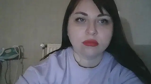 Snapshot of KamillaLaLove chatting on October 23, 2025, 12:10 am KamillaLaLove online show from October 23, 2025, 12:10 am