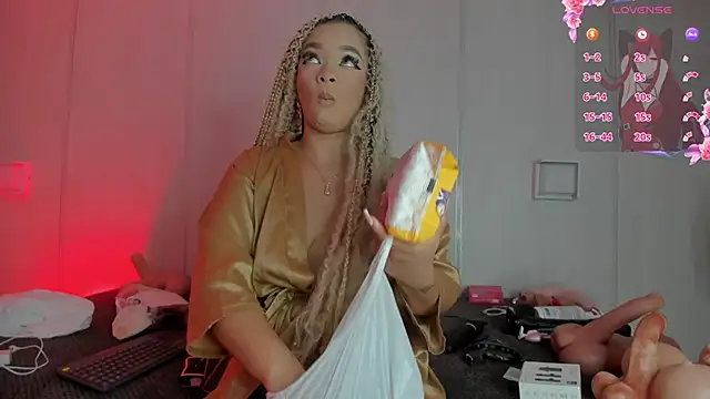 sasha riverss online show from February 22, 2026, 7:34 pm