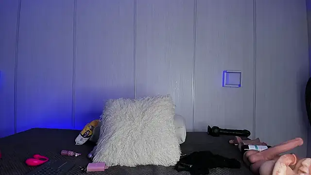 sasha riverss online show from March 25, 2026, 8:15 pm