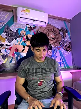 Snapshot of Allex_Cano chatting on November 7, 2025, 4:23 am Allex Cano online show from November 7, 2025, 4:23 am