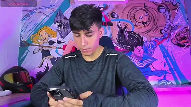 Snapshot of Allex_Cano chatting on December 3, 2025, 6:39 pm Allex Cano online show from December 3, 2025, 6:39 pm