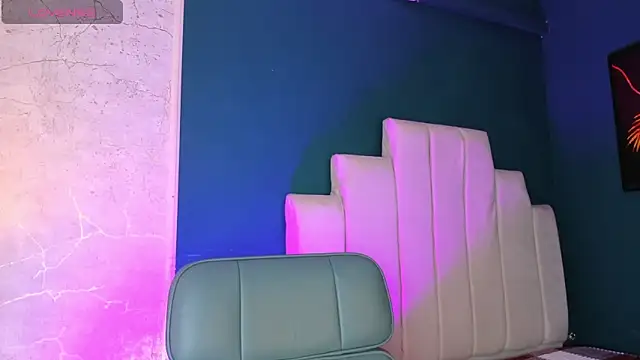 Allex Cano online show from December 16, 2025, 3:44 am