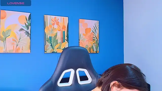 Snapshot of Zamira_Taylor chatting on October 20, 2025, 11:49 pm Zamira Taylor online show from October 20, 2025, 11:49 pm