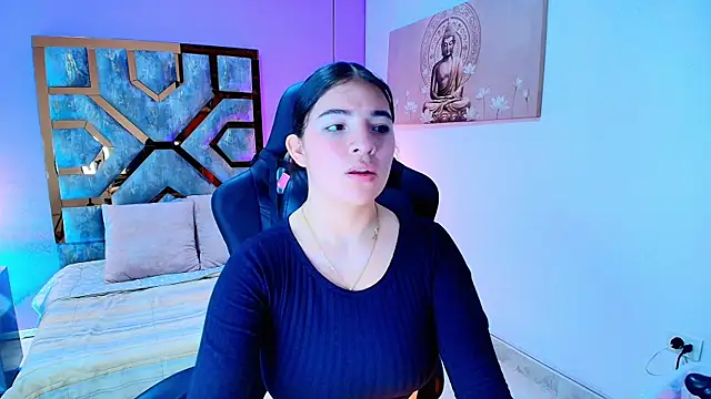 Snapshot of Zamira_Taylor chatting on November 4, 2025, 7:35 pm Zamira Taylor online show from November 4, 2025, 7:35 pm