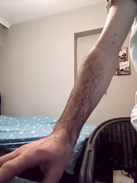 Snapshot of raskolnikovw chatting on December 15, 2025, 6:56 pm raskolnikovw online show from December 15, 2025, 6:56 pm