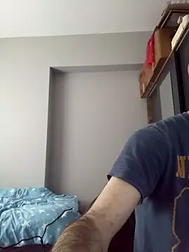 Snapshot of raskolnikovw chatting on February 1, 2026, 9:41 am raskolnikovw online show from February 1, 2026, 9:41 am