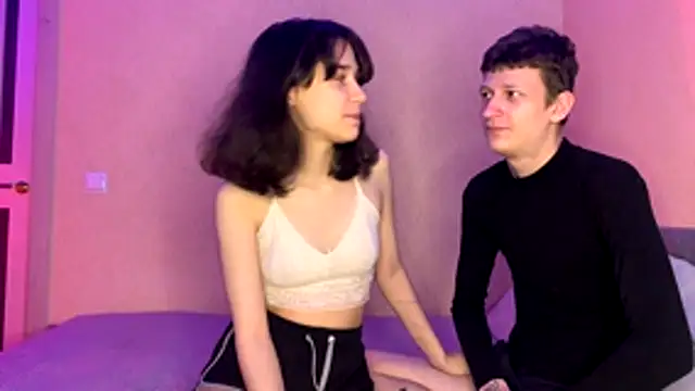 baby lesi online show from October 18, 2025, 4:08 pm