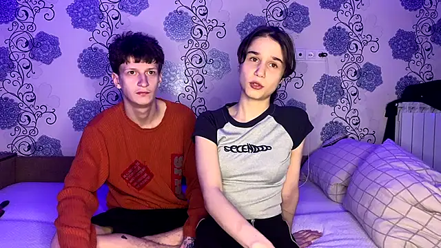 baby lesi online show from November 22, 2025, 7:24 pm