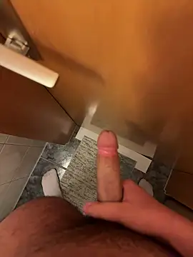 Snapshot of turkishhard25_geil chatting on March 23, 2026, 3:38 pm turkishhard25 geil online show from March 23, 2026, 3:38 pm