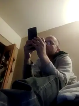 taterae online show from November 4, 2025, 1:32 pm