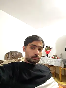 andreiiiii2025 online show from January 14, 2026, 2:23 pm