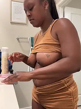 BubblyBabyy online show from June 20, 2026, 1:58 pm