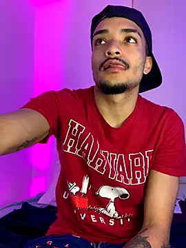 eross chipre  online show from November 7, 2025, 11:49 pm