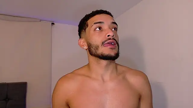 Snapshot of eross_chipre_ chatting on March 3, 2026, 3:01 am eross chipre online show from March 3, 2026, 3:01 am