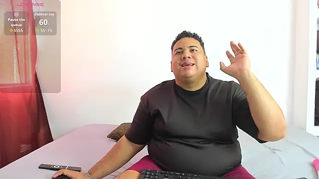 MICHAEL AND SHARON online show from April 10, 2026, 3:39 pm