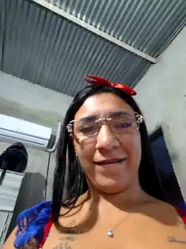 Snapshot of hot_veteran01 chatting on June 5, 2026, 10:54 am hot veteran01 online show from June 5, 2026, 10:54 am