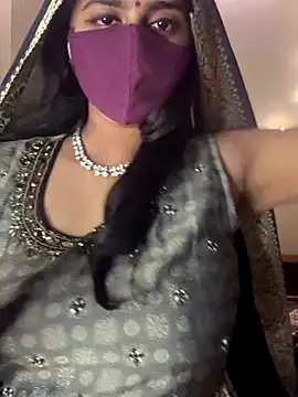 Dishasarmaa05 online show from December 15, 2025, 3:05 pm