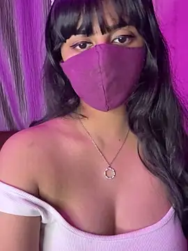 Dishasarmaa05 online show from December 18, 2025, 4:35 pm