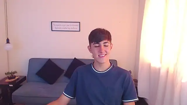 Snapshot of babymaik chatting on March 19, 2025, 1:29 pm babymaik online show from March 19, 2025, 1:29 pm