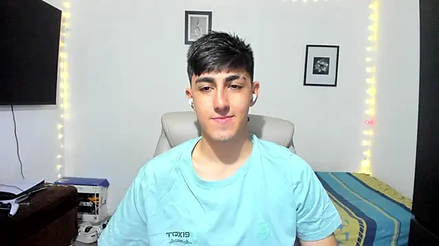 Snapshot of babymaik chatting on September 8, 2025, 8:41 pm babymaik online show from September 8, 2025, 8:41 pm